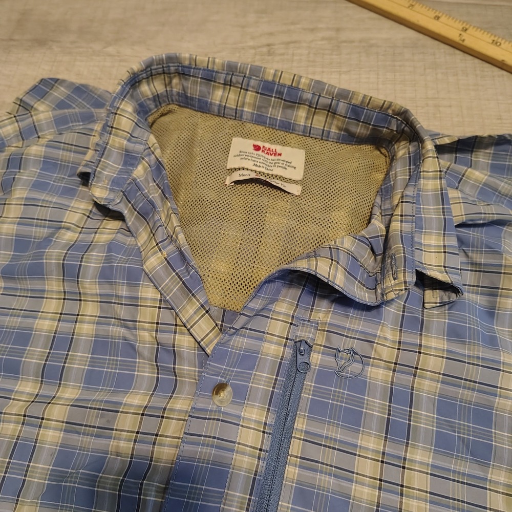 Fjallraven Mens Abisko Plaid Short Sleeve Hiking Shirt Blue Tan Size M Regular